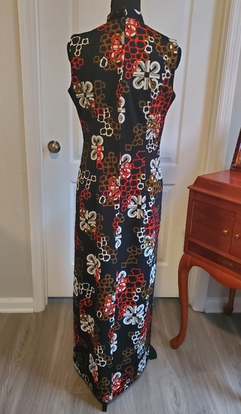 PARTY IN STYLE! FUNKY PRINT ASIAN STYLE 60s DRESS - Picture 2 of 8